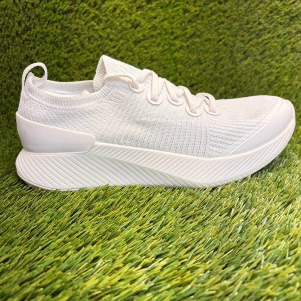 Allbirds Tree Glider Womens Size 9 Ivory Athletic Running Knit Shoes Sneakers